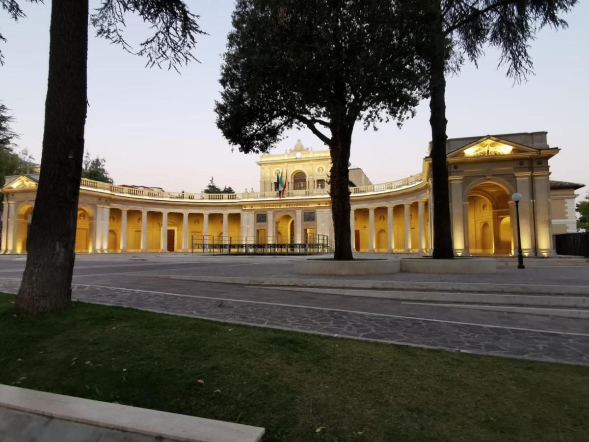 Bed and Breakfast Via Roma LʼAquila Exterior foto