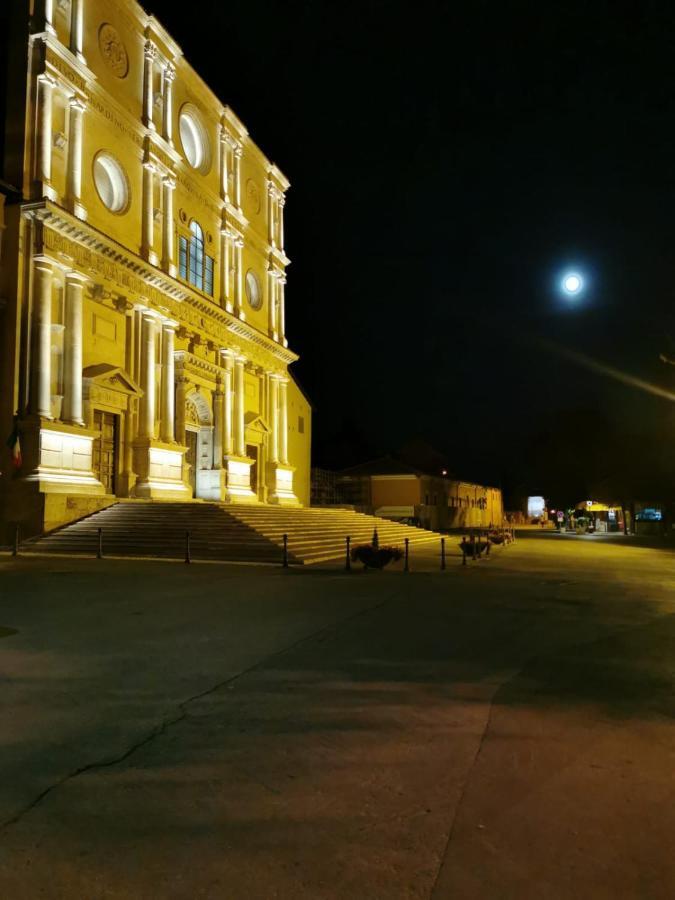 Bed and Breakfast Via Roma LʼAquila Exterior foto
